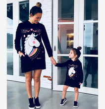 Load image into Gallery viewer, Mother Daughter Unicorn Print Sweatshirts 2019 Winter Family Matching Cute Clothes Outwear Mom And Daughter Clothes Tops Black