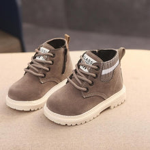 Load image into Gallery viewer, Children Casual Shoes Autumn Winter Martin Boots Boys Shoes Fashion Leather Soft Antislip Girls Boots 21-30 Sport Running Shoes