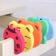 Load image into Gallery viewer, 5Pcs/Lot Protection Baby Safety Cute Animal Security Door Stopper Baby Card Lock Newborn Care Child Finger Protector