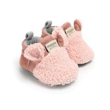 Load image into Gallery viewer, Cute Newborn Baby Shoes With Ear Toddler Baby Crawling Shoes Boys Girls Lamb Slipper Prewalker Trainers Winter Infant Warm Shoes